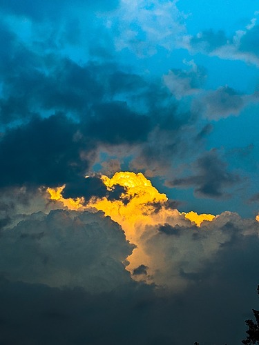 PXL_20220712_010754777