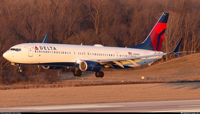 n930dz-delta-air-lines-boeing-737-932erwl_PlanespottersNet_1400992_ce9136cdd7_o