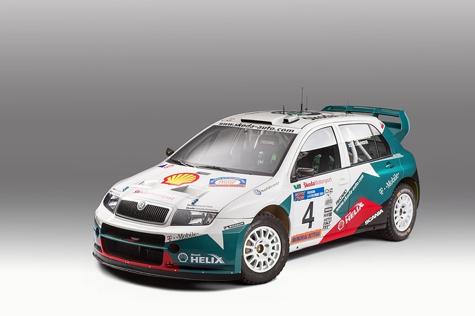 211203-skoda-fabia-wrc-2003-1