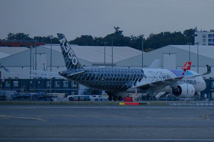 Airbus Industrie (Carbon Livery) - A359 - F-WWCF